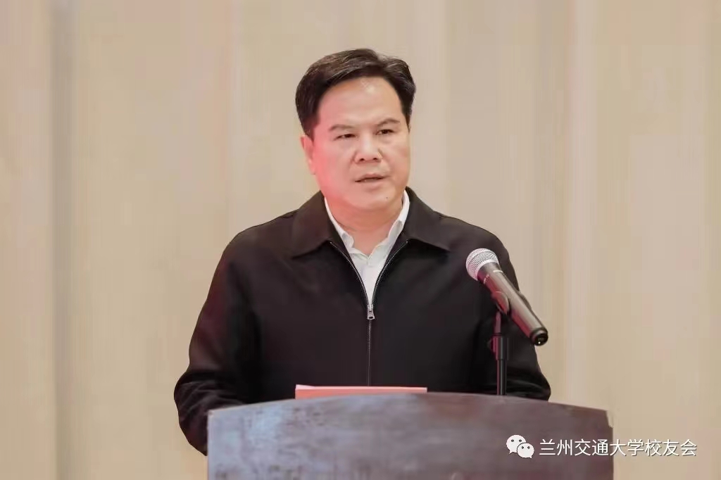 学校党委书记狄生奎,党委常委.